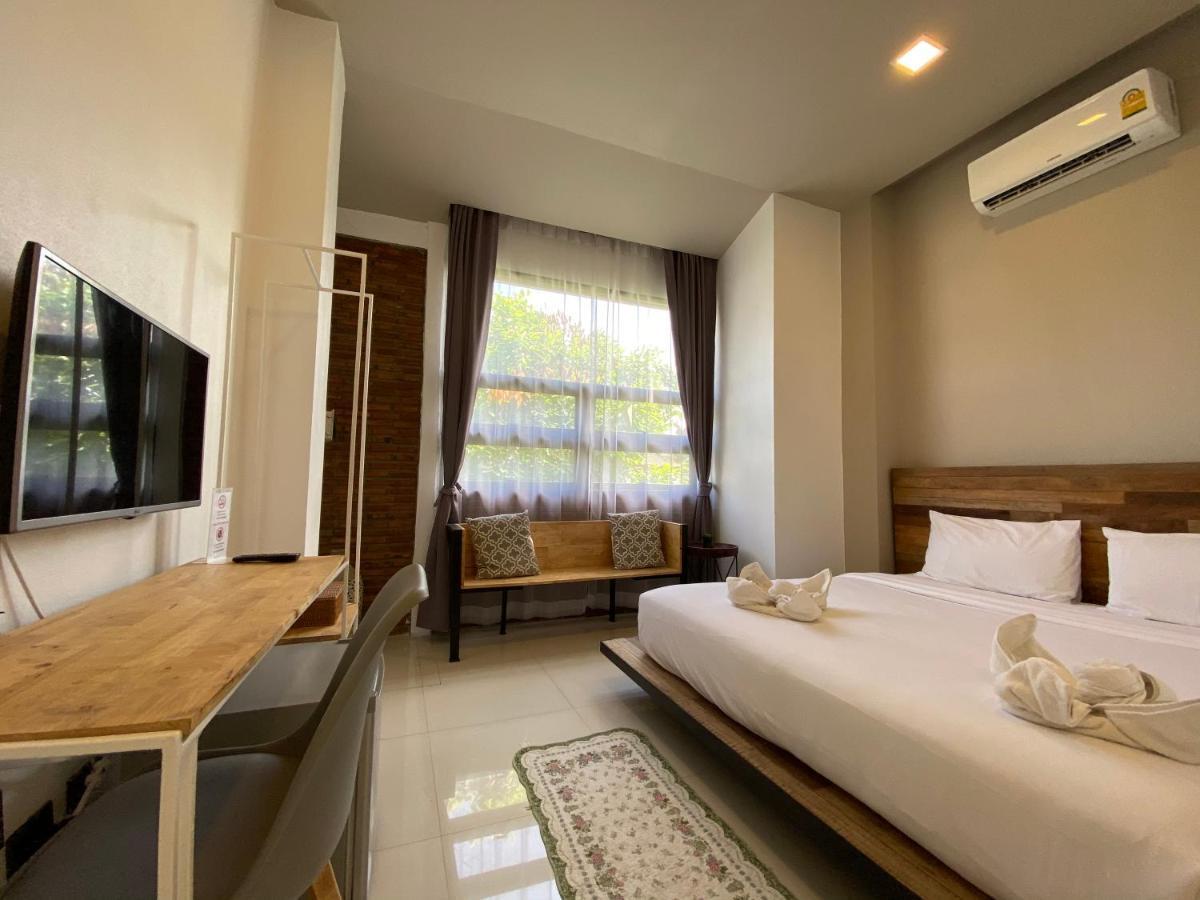 Sherloft Home & Hostel Chiang Mai Exterior foto