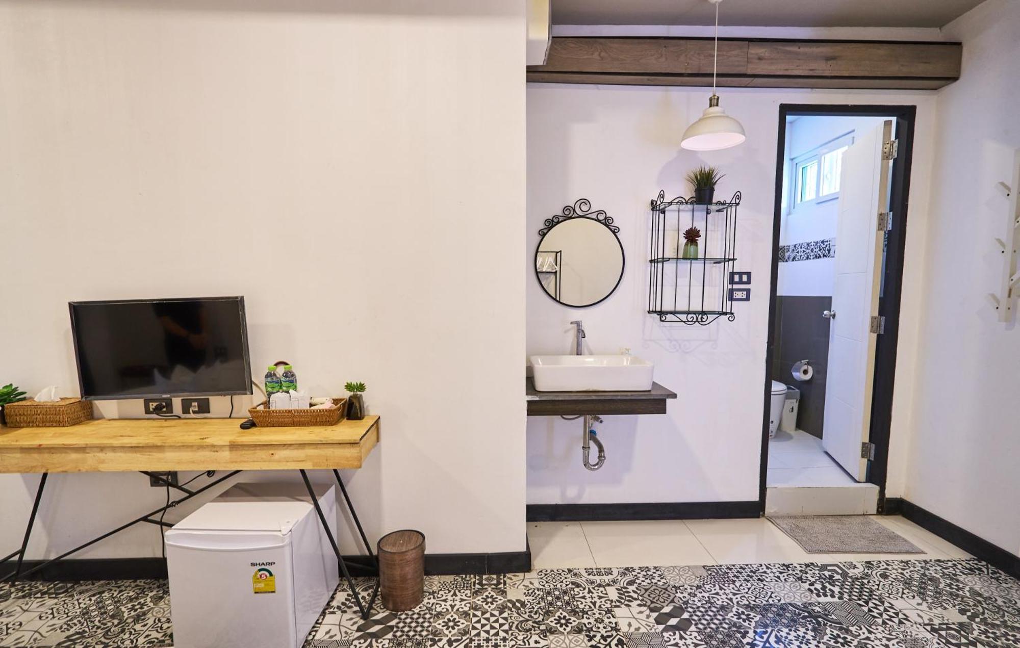 Sherloft Home & Hostel Chiang Mai Habitación foto