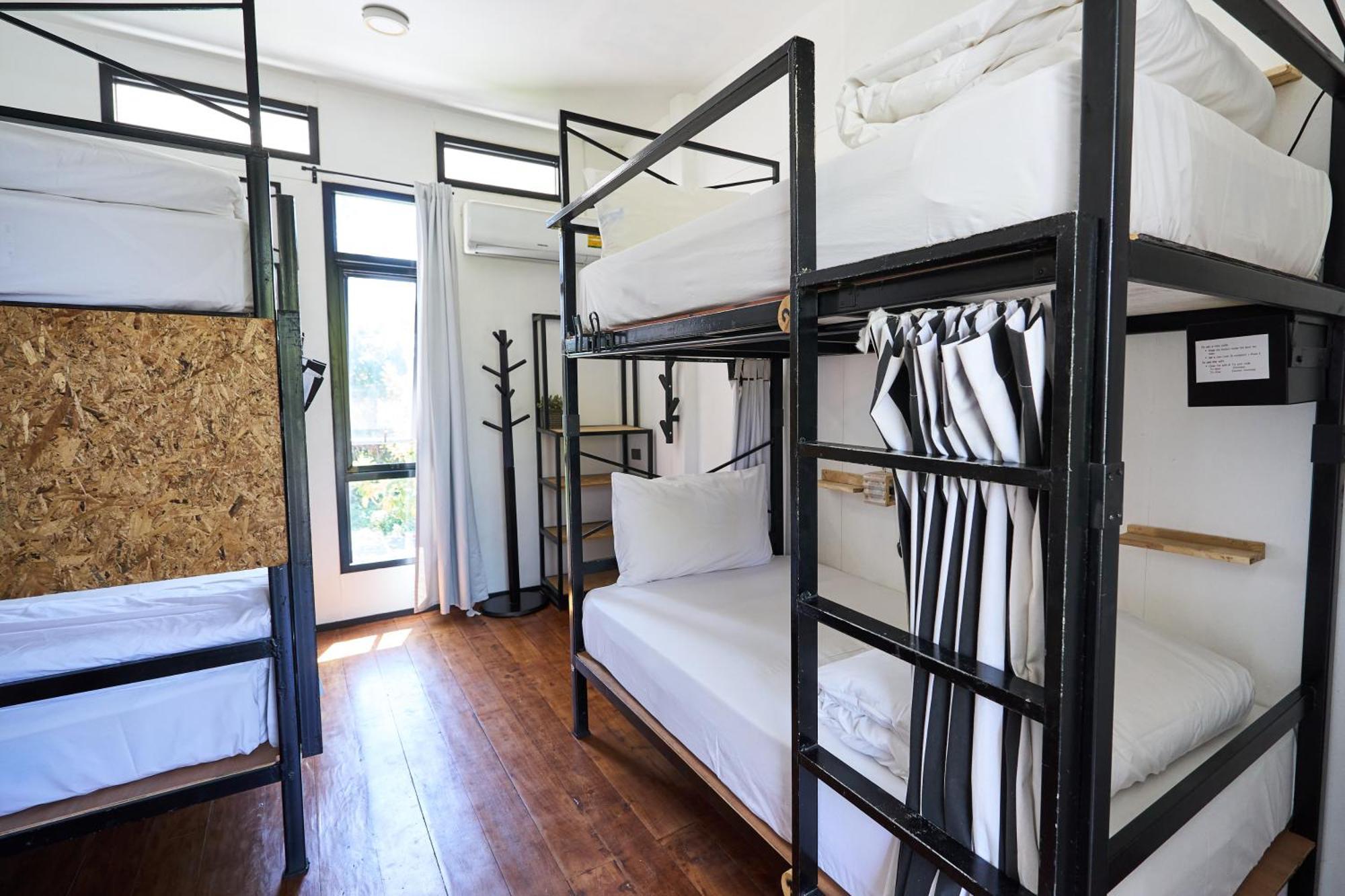 Sherloft Home & Hostel Chiang Mai Exterior foto